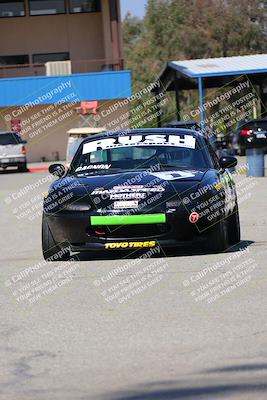 media/Apr-30-2022-CalClub SCCA (Sat) [[98b58ad398]]/Around the Pits/